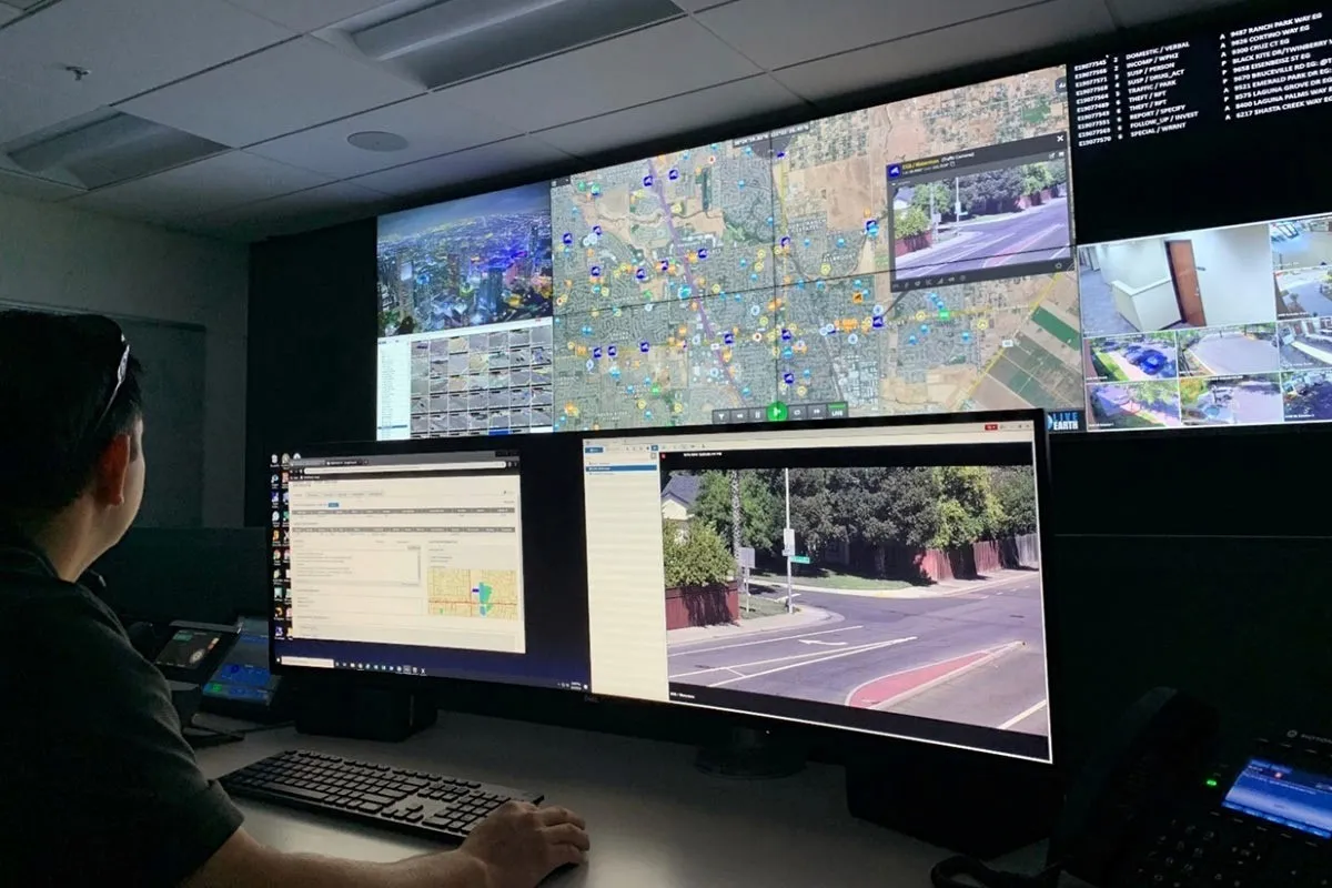 Videowall instalado en el centro de mando de un cuerpo de policía
