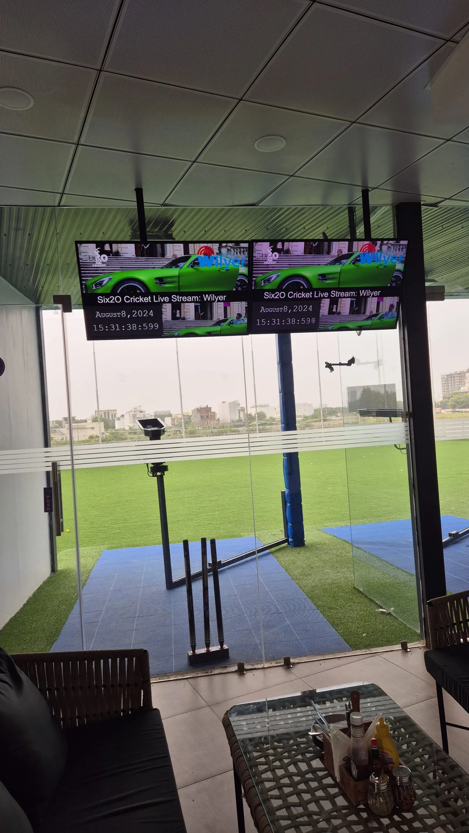 boosting taco bell s branding with wilyer digital signage solutions in action 3